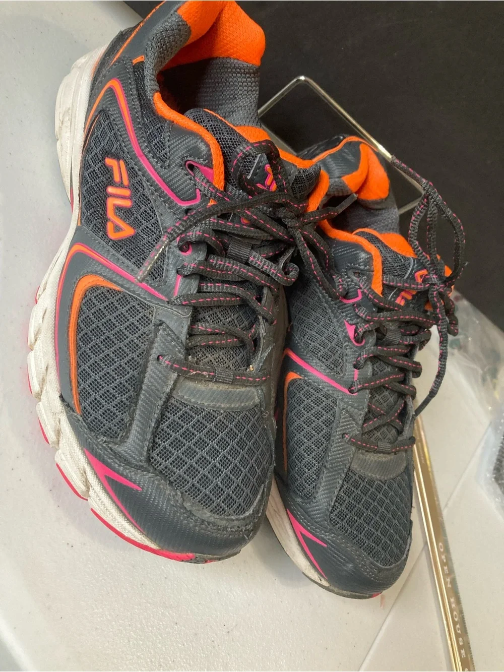 Fila Gray Athletic Walking Sneakers with Orange & Pink Accents Womens Size 9.5